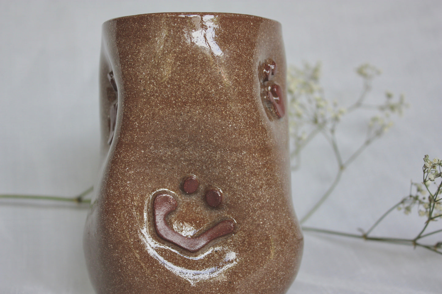 droll smile cup