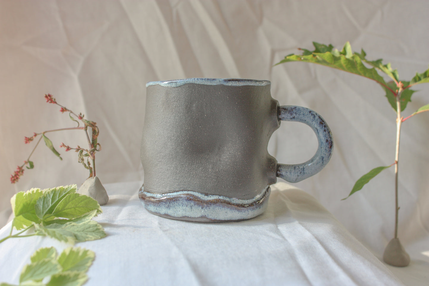 raw honeycomb mug
