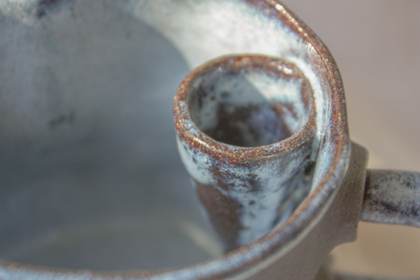 raw honeycomb mug