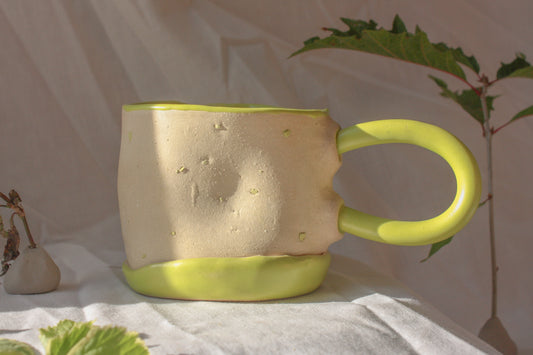 freckle honeycomb mug